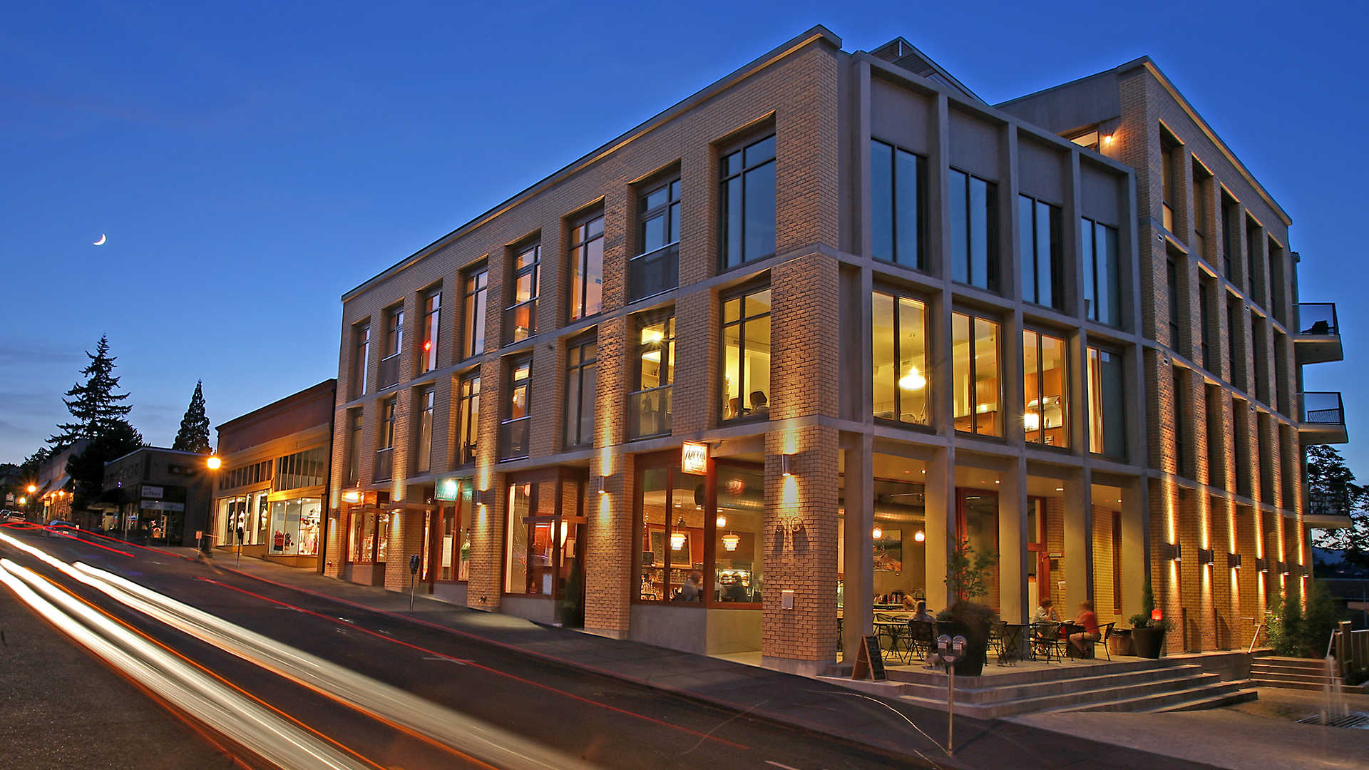 Jones-Architecture-310-Oak-Street-Hood-River-Corner-cndsd