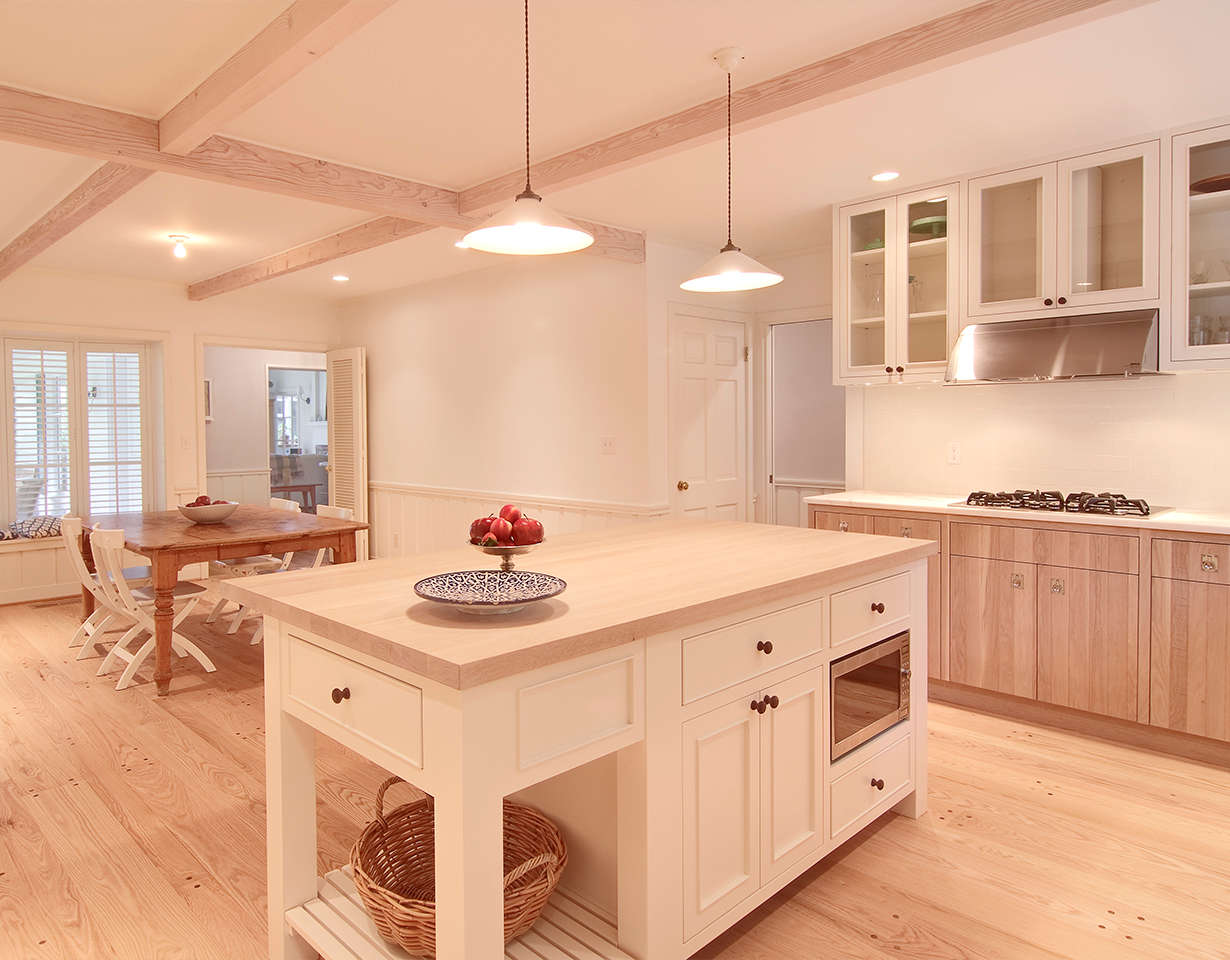 Jones-Architecture-Sylvan-Residence-Portland-Kitchen-Island-cndsd